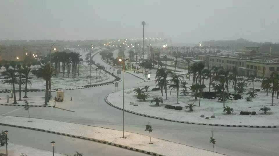 Сняг в Кайро за пръв път от 112 години!
