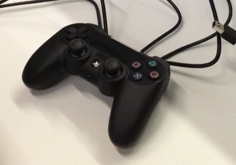 Прототип на новия джойстик на Play Station