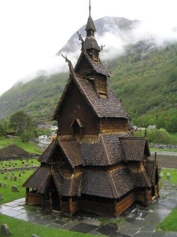 900 годишен манастир в Норвегия