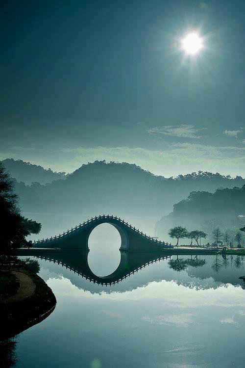 Лунния мост в Тайван