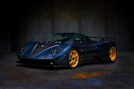 2011 Pagani Zonda Tricolor