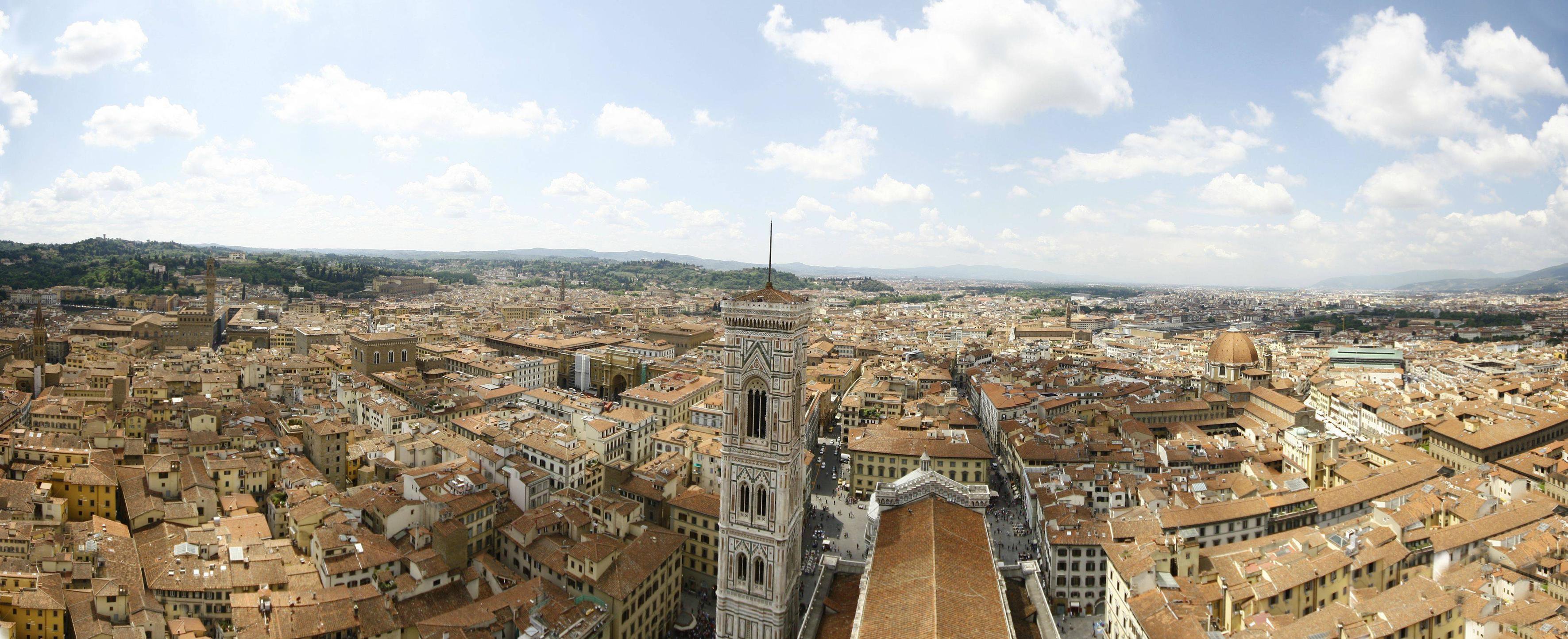 Уникална панорамна снимка на Флоренция!