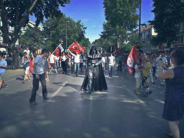 Dart Vader на протестите в Турция!
